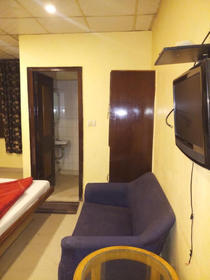 Hotel Diplomat Inn Νέο Δελχί Εξωτερικό φωτογραφία